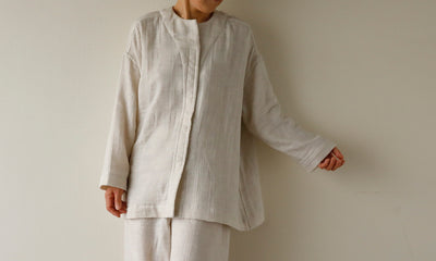 Beautiful Silhouette Gauze Pajamas | Circle Hollyhocks Gray